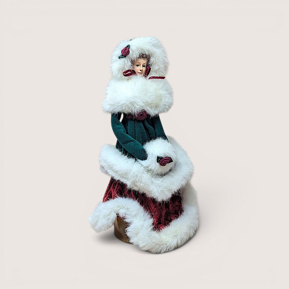 Vintage 1997 Winterthur Tree Topper Doll Christmas Decor